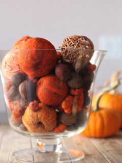 Pumpkin Spice Potpurrin & Hurricane Vase - Harvest Berry Wreath - Decorate Your Home for Fall