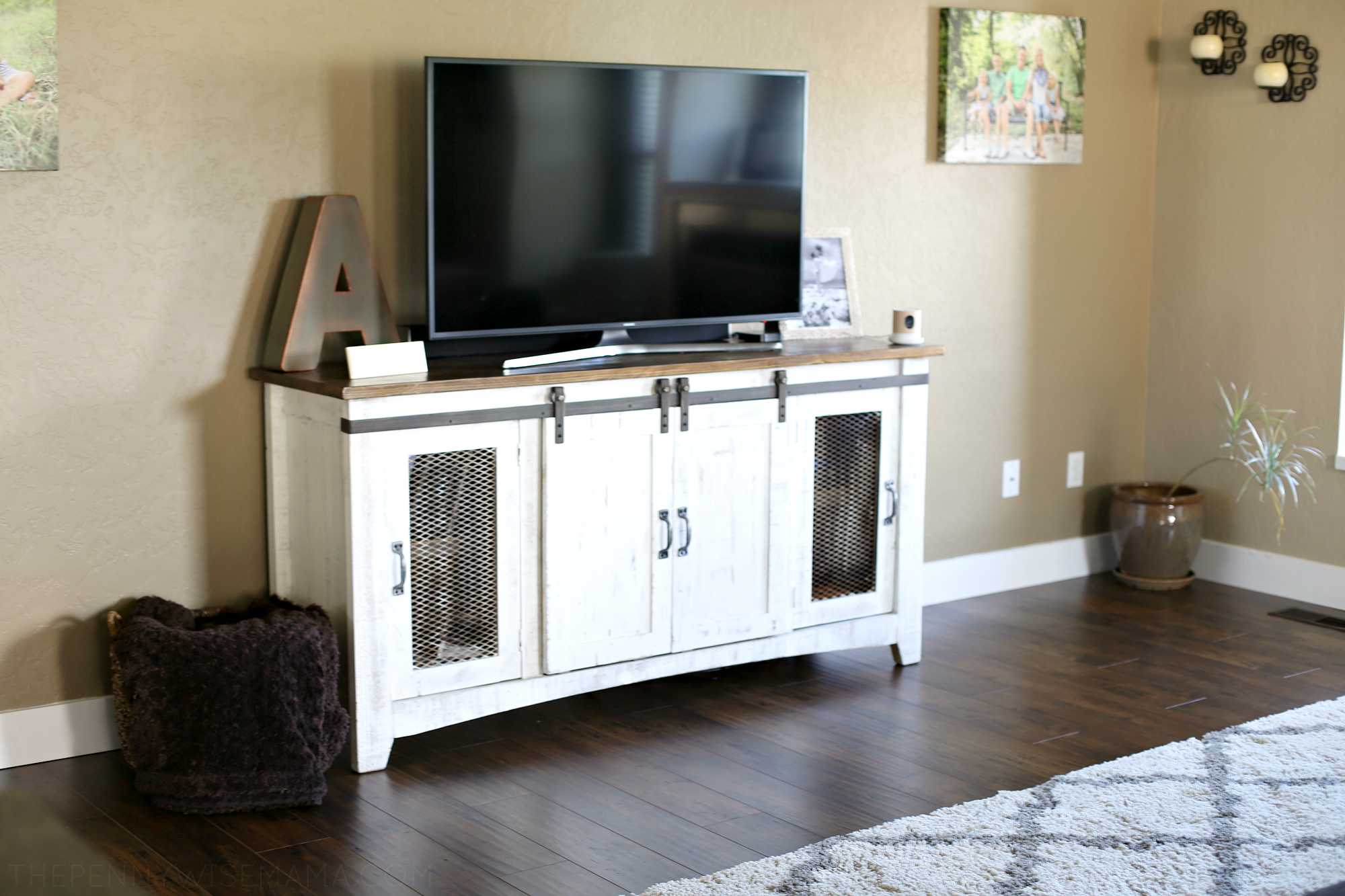 Living Room Remodel with Select Surfaces Laminate Flooring