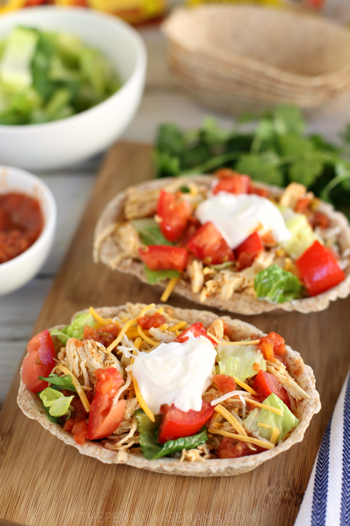 Slow Cooker Tex-Mex Chicken Burrito Bowls – The PennyWiseMama