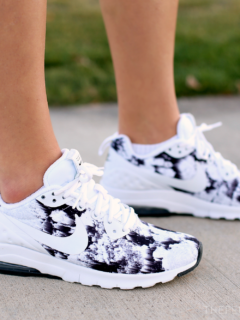 Women's Nike Air Max Motion White Print #StepForward