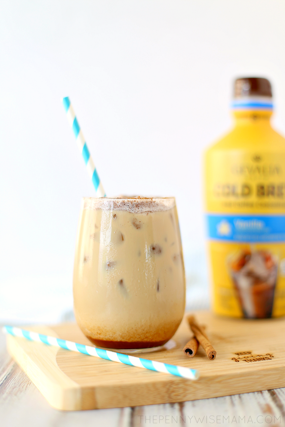 Simple Homemade Iced Cold Brew Latte