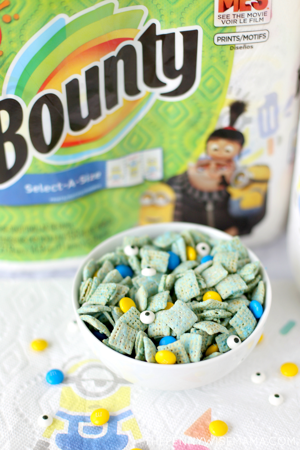 Bounty Despicable Me 3 prints + Minions Muddy Buddies