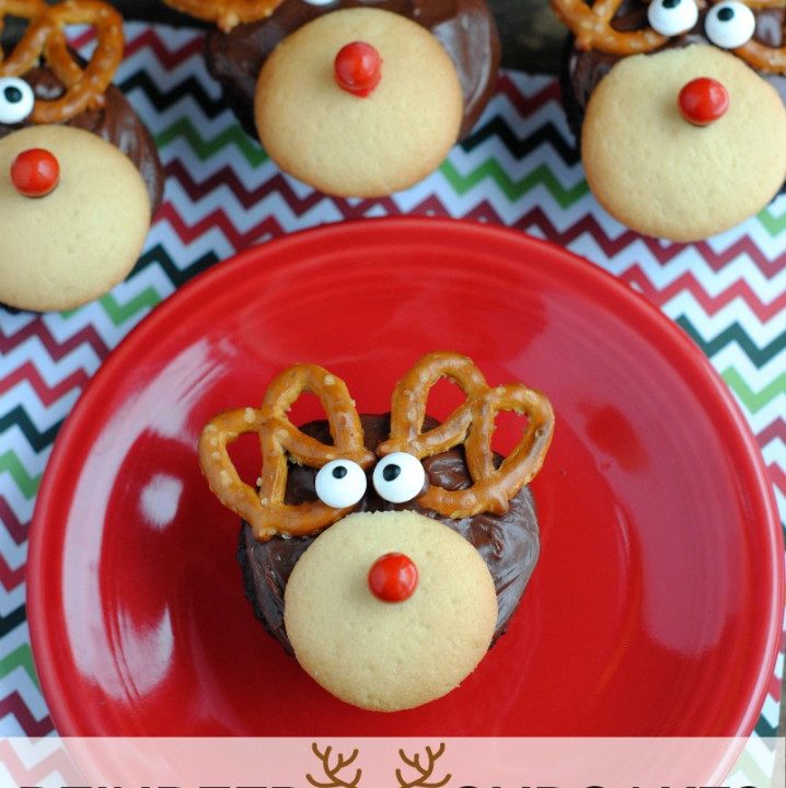 Adorable Reindeer Cupcakes - The PennyWiseMama